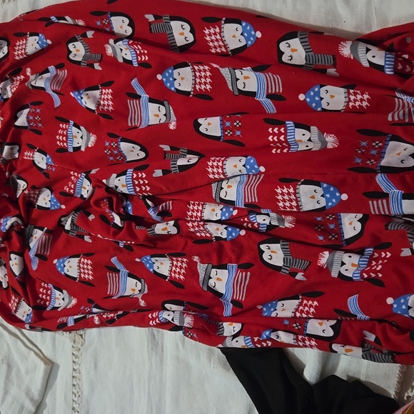 "Chill Penguin" Pajama Set - Picture 4 of 5